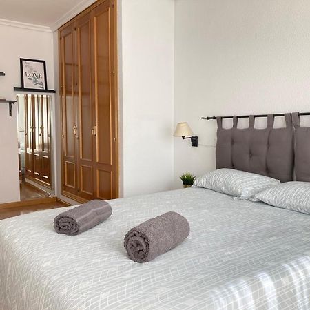 Apartamento Grande, 2 Dormitorios, Garaje Gratis Madrid Dış mekan fotoğraf